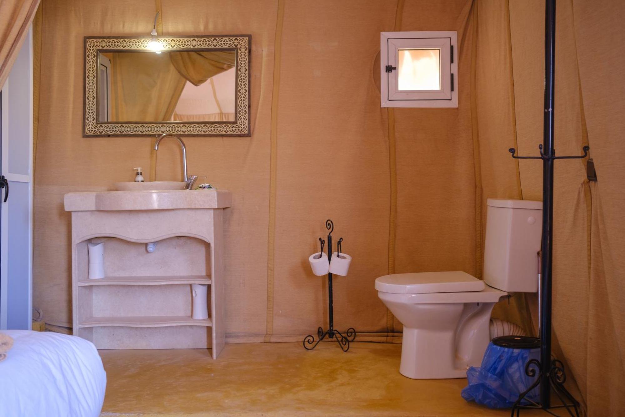 Camel Trips Luxury Camp 호텔 메르주가 외부 사진